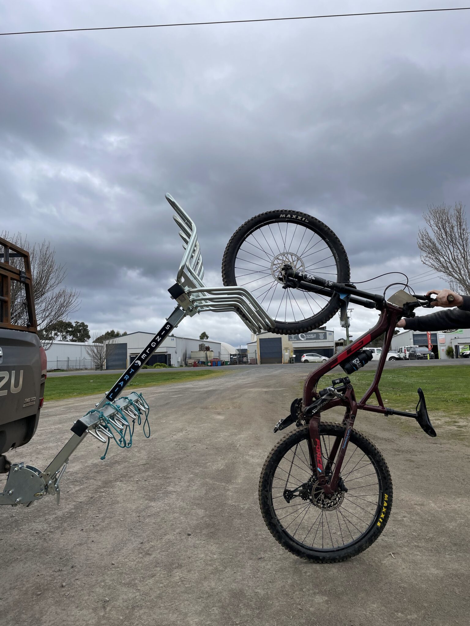 5 Bike SL150 Heavy Duty Shuttle Bike Rack - Single Trail Rack